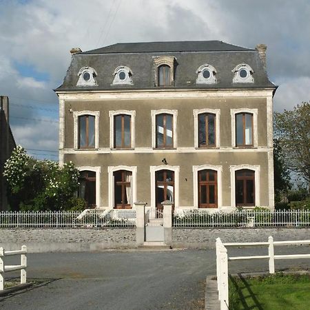 Gite De La Bucaille Planquery Luaran gambar